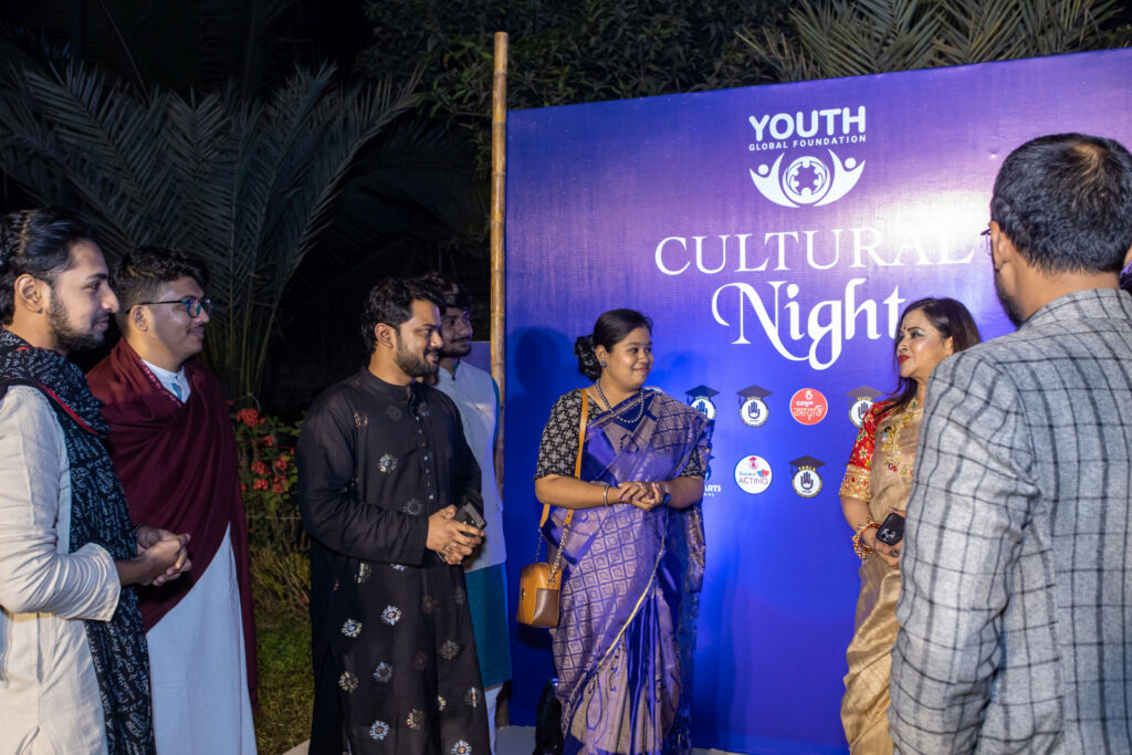 আসুন আলাপ করিয়ে দেই Cultural Night Art Culture Gurukul Youth Global Foundation 285 শিল্প-সংস্কৃতির ১৪ টি প্লাটফর্মের পৃষ্ঠপোষকতা করবে ইয়ুথ গ্লোবাল !