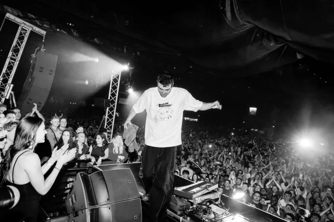 Fred Again 10-City Tour A Phone-Free