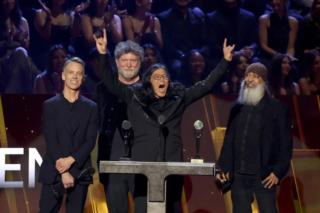 Jim Carrey Joins Soundgarden for Rock Hall Induction Jim Carrey Joins Soundgarden for Rock Hall Induction Jim Carrey Joins Soundgarden for Rock Hall Induction