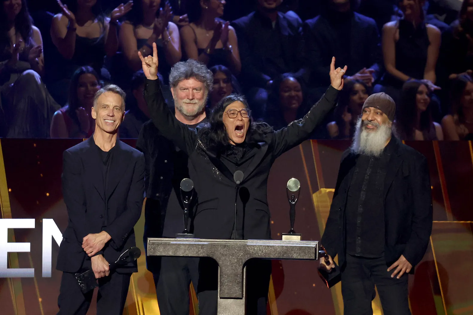 Jim Carrey Joins Soundgarden for Rock Hall Induction Jim Carrey Joins Soundgarden for Rock Hall Induction