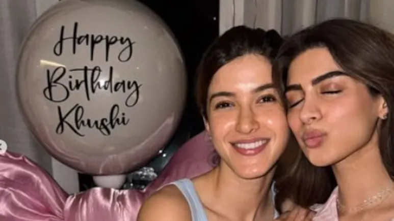 Khushi Kapoor Celebrates 25th Birthday in Pink with Shanaya Kapoor and Anjini Dhawan