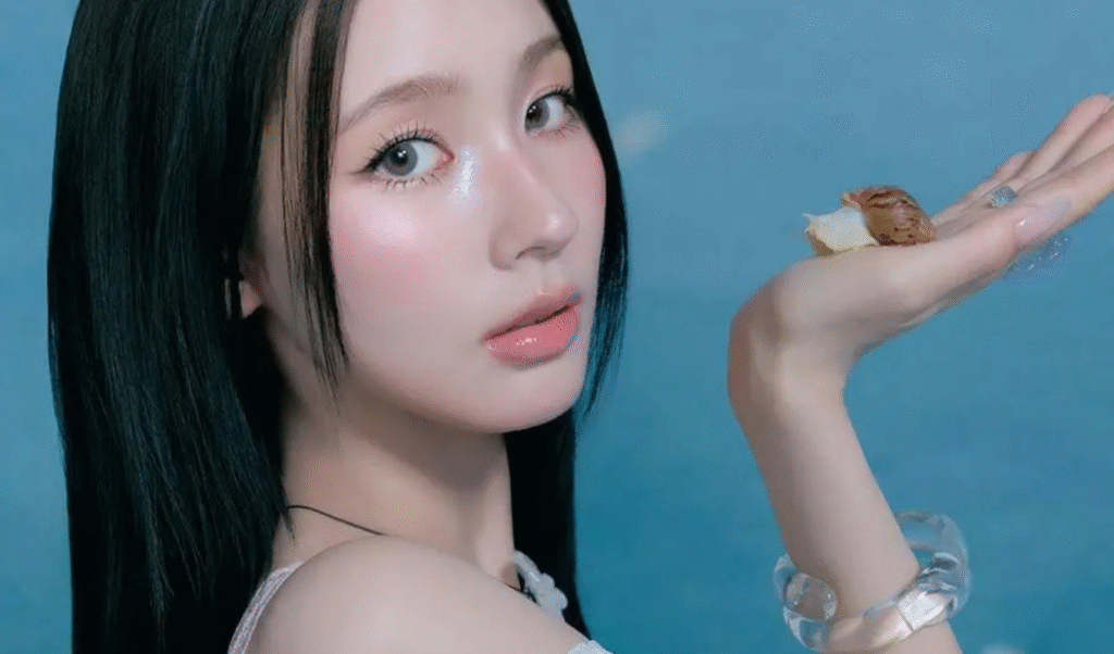 Miyeon Smashes Her Own Record With “MY, Lover” – Doubles First-Week Sales! Miyeon Smashes Her Own Record With MY Lover Doubles First Week Sales Miyeon Smashes Her Own Record With "MY, Lover" - Doubles First-Week Sales!