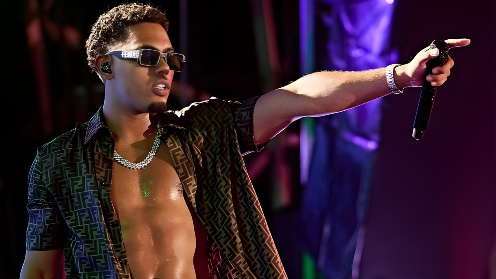 Myke Towers’ 'Tengo Celos' Sweeps Three Latin Charts