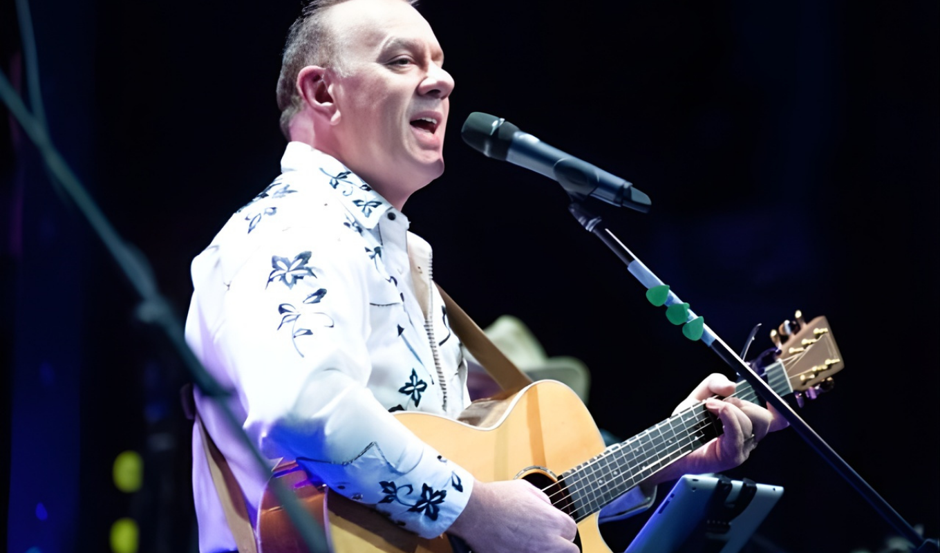 John Denver’s Music to Light Up Penticton with ‘A Rocky Mountain High Christmas’