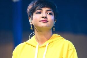 1727448618 logno Live Show Turns Ugly: Popular Bengali Singer Harassed on Stage