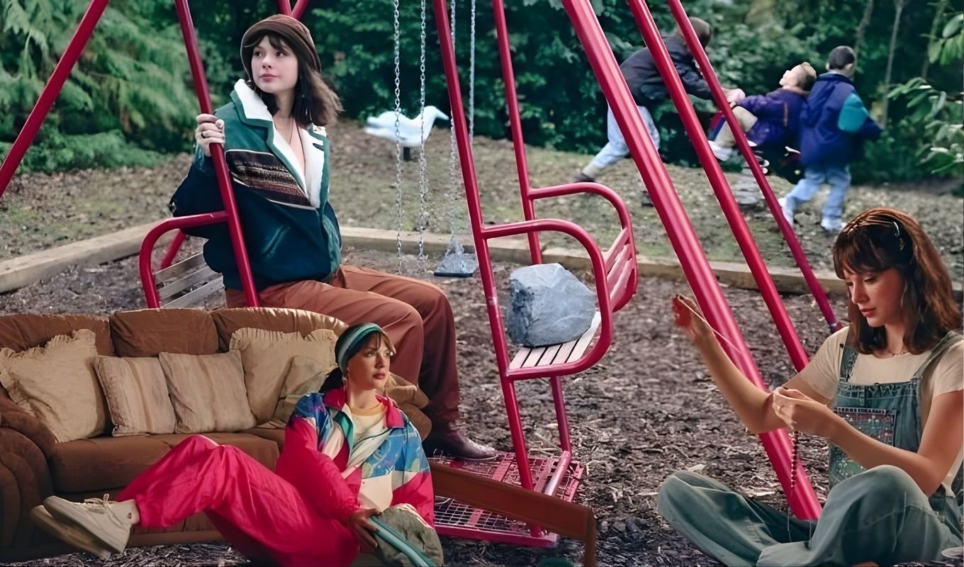 Swift Unveils ‘Opalite Video Premiere Swift Unveils ‘Opalite’ Video Premiere