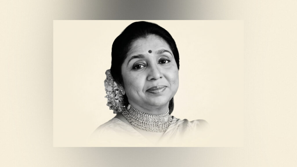 Injured but Unstoppable: Asha Bhosle’s Remarkable Stage Commitment Injured but Unstoppable Asha Bhosle’s Remarkable Stage Commitment